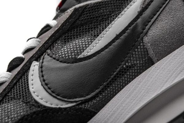 Sacai x Nike LDWaffle BlackWhite BV0073-001 - Image 10
