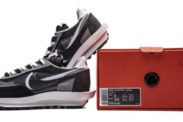 Sacai x Nike LDWaffle BlackWhite BV0073-001 - Image 2