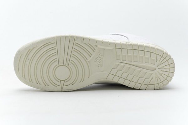 CU3846-100 Ben-G x Nike SB Dunk Low OG QS 2 Lucid Green - Image 10