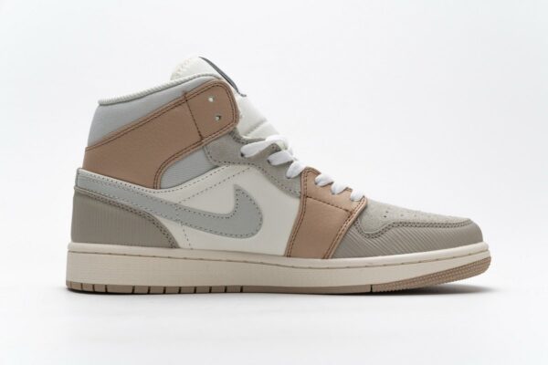 CV3044-100 Air Jordan 1 Mid Milan - Image 10